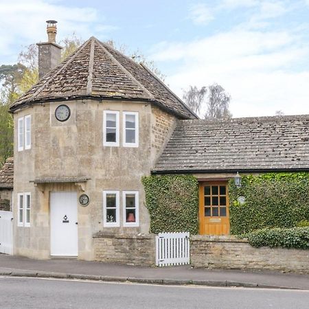 Pike Cottage Acton Turville Exterior photo